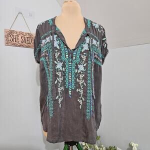 Johnny Was Womens Tunic Top Gray Embroidered High Low Blouse Medium Boho Gypsy